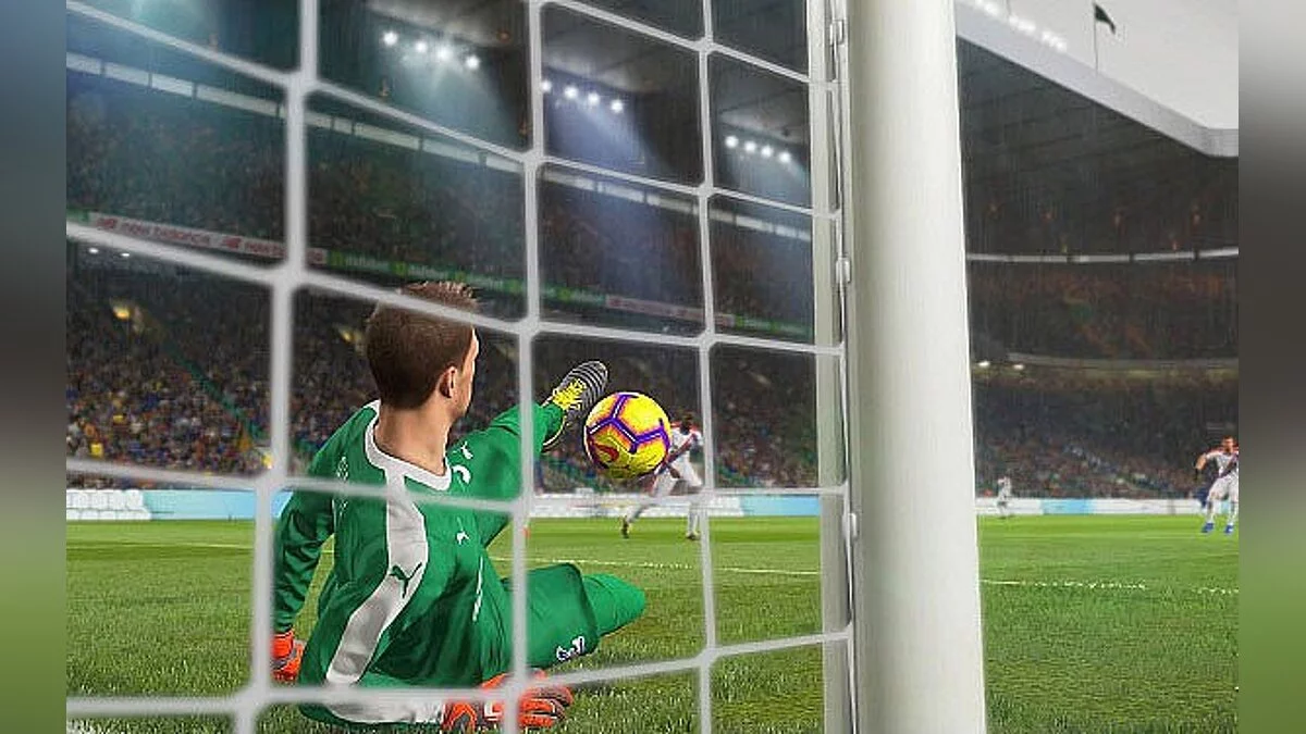 Pro Evolution Soccer 2019 — Improving the gameplay of the game (New Gameplay) [1.0]