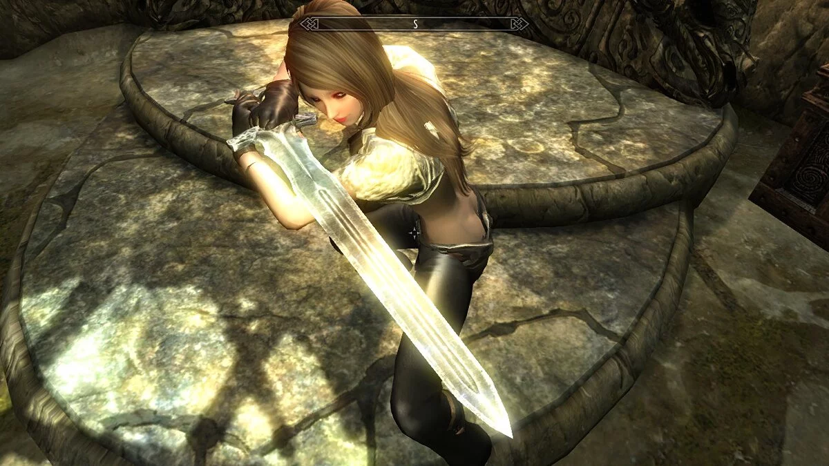 The Elder Scrolls 5: Skyrim Legendary Edition — Замена одноручных мечей на двуручные