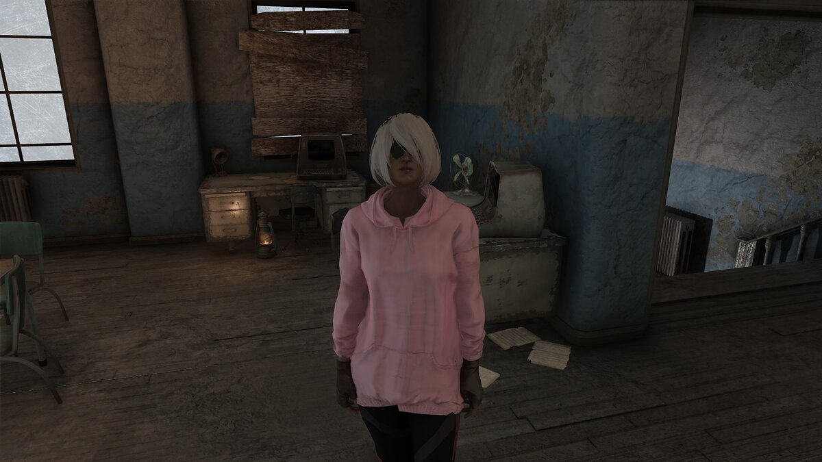 Fallout 4: Game of the Year Edition — Piper in a sweatshirt and leggings