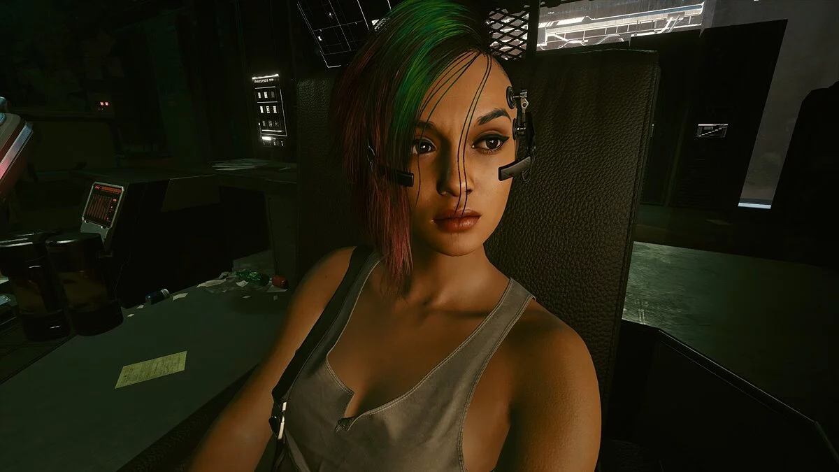 Cyberpunk 2077 — Джуді без татуювань