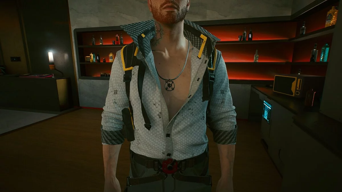 Cyberpunk 2077 — Colgante con una bala en lugar de gafas en el cuello.