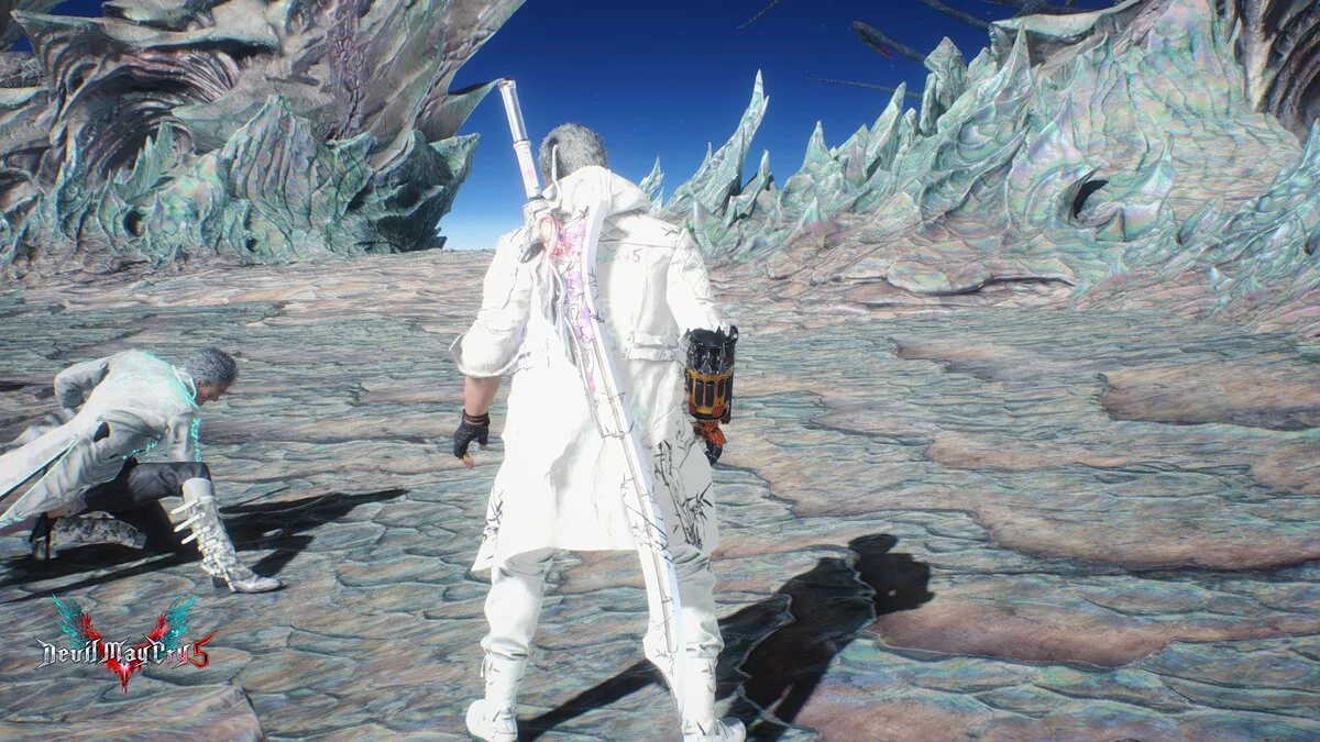 Devil May Cry 5 Special Edition — Білий плащ Неро