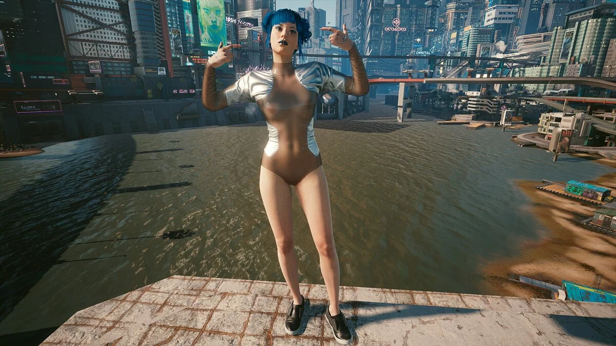 Cyberpunk 2077 — Купальники и майки