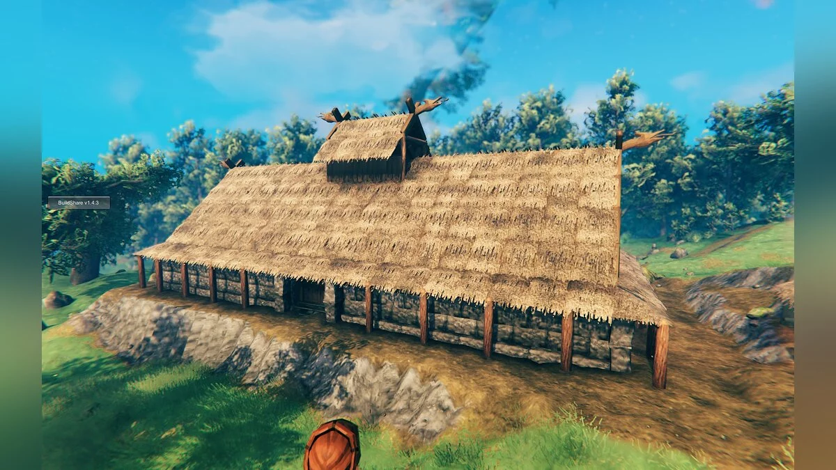 Valheim — Viking longhouse