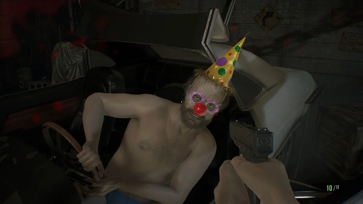 Resident Evil 7 Biohazard — Джек у святковому костюмі