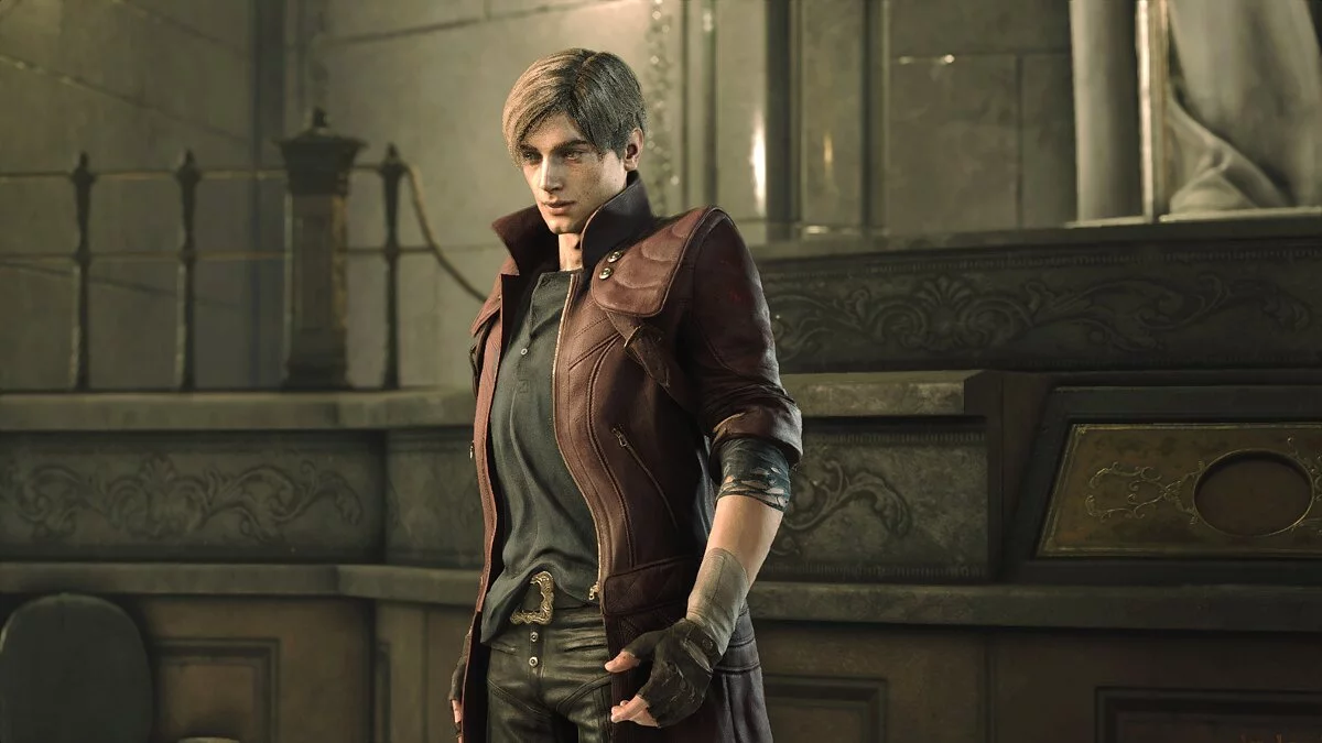 Resident Evil 2 — Leon in Dante's coat