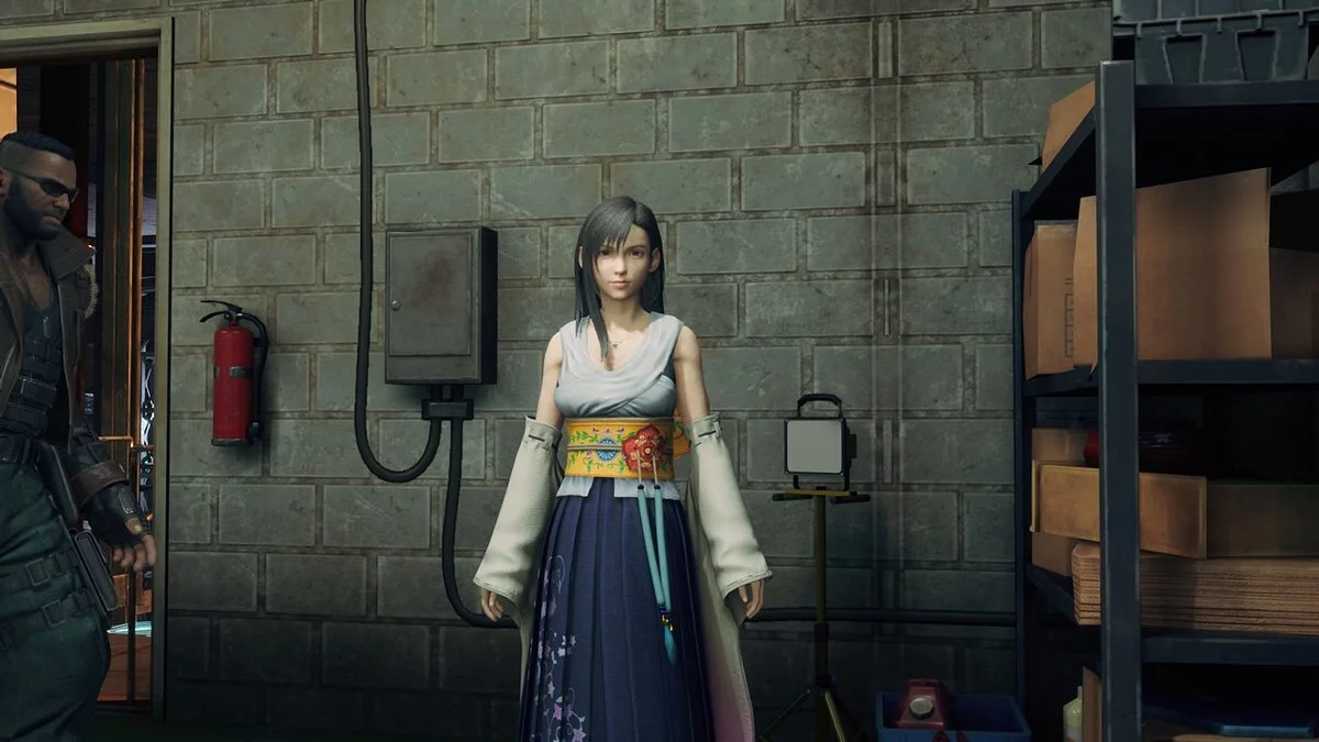 Final Fantasy VII Remake — Tifa en la ropa de Yuna