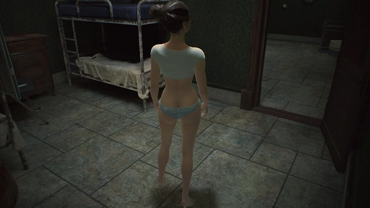 Resident Evil 2 — Короткий топ і шорти для Клэр