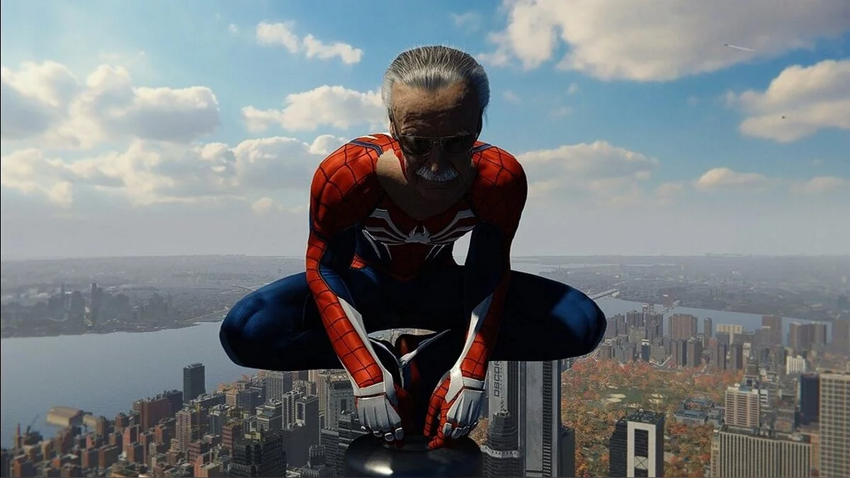 Marvel&#039;s Spider-Man Remastered — El traje avanzado de Stan Lee