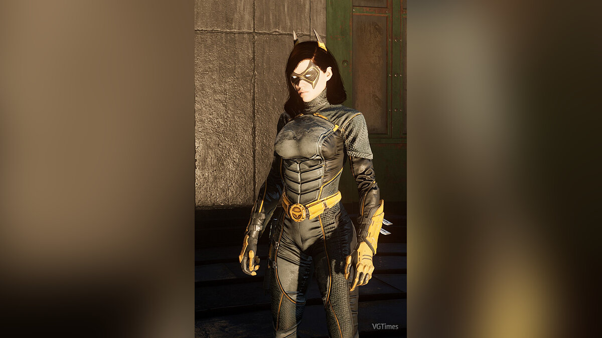 Gotham Knights — Batgel's chest in the New Guard costume