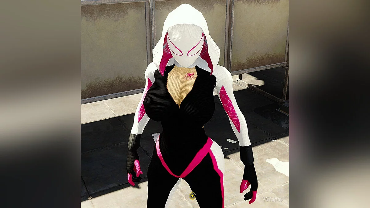 Marvel&#039;s Spider-Man Remastered — Spider-Gwen con grandes pechos