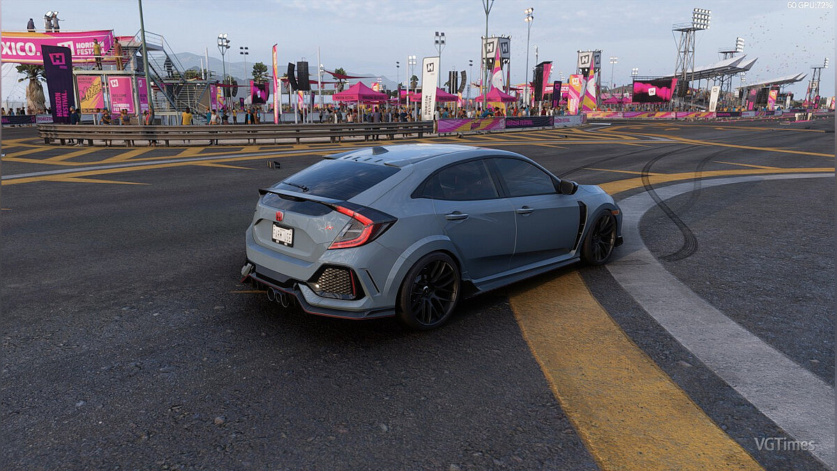 Forza Horizon 5 — Removing the spoiler on a Civic Type r