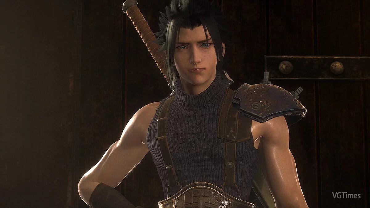 Crisis Core: Final Fantasy VII Reunion — Zach vestido como Claude