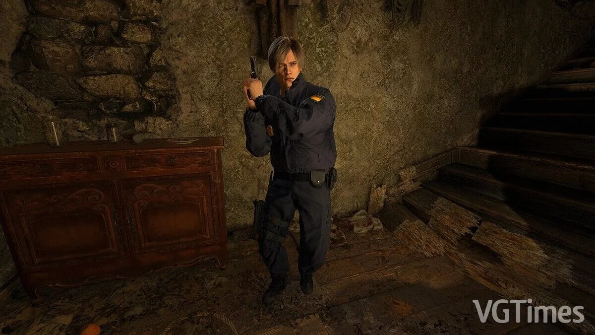 Resident Evil 4 Remake (2023) — Униформа полиции для Леона