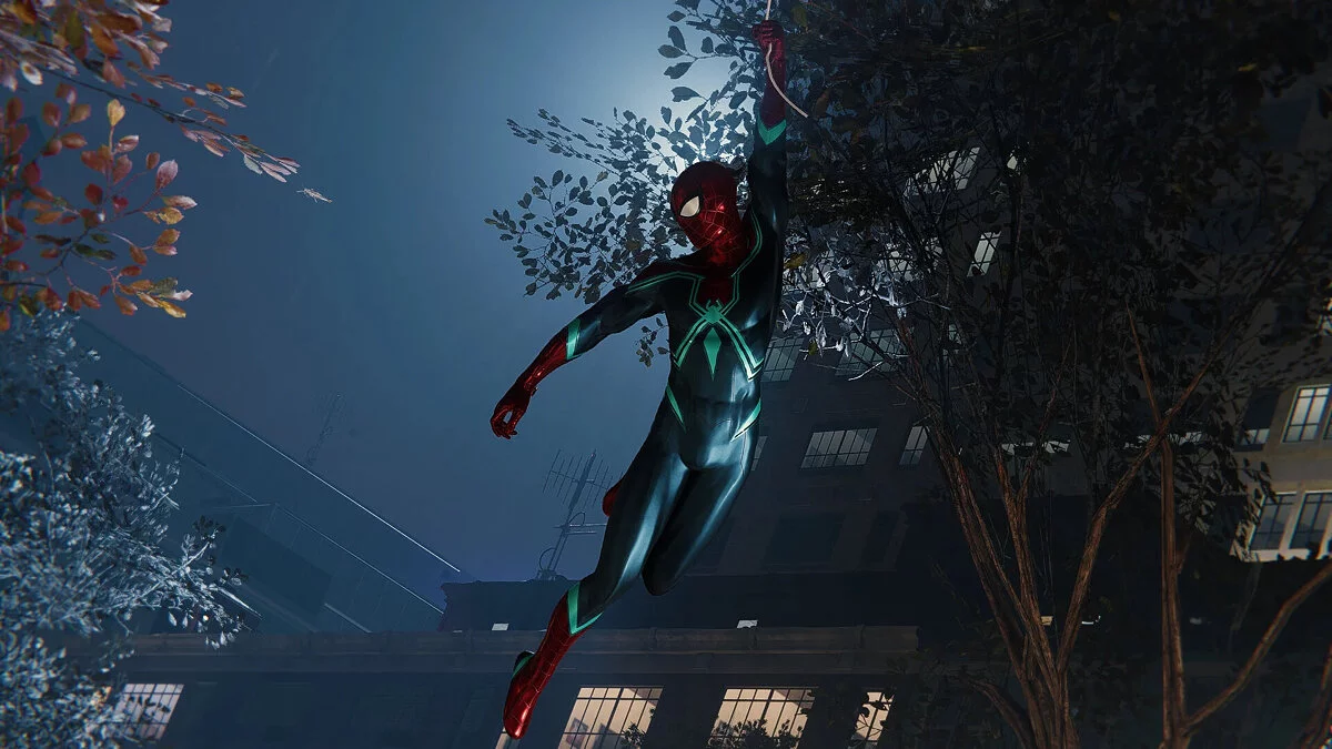 Marvel&#039;s Spider-Man Remastered — Güçlendirilmiş Kostüm