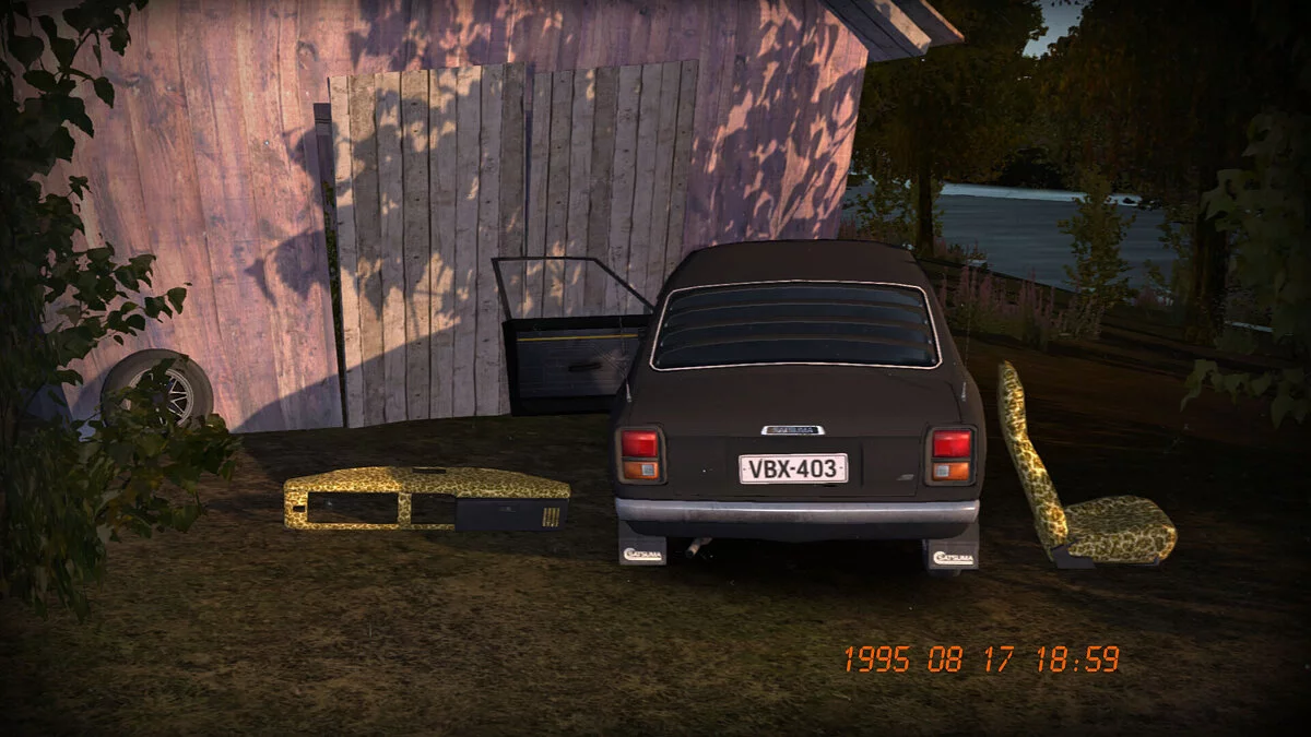 My Summer Car — Satsuma roto del personaje principal.