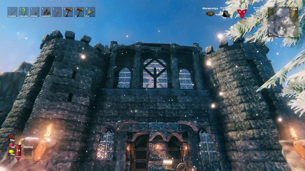 Valheim — Twierdza Kaer Morhen (z teleportem od respawnu)