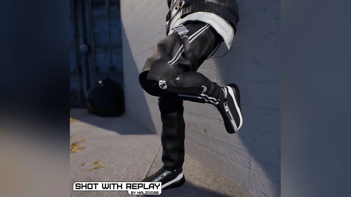 Rooftops &amp; Alleys: The Parkour Game — Celana Techwear