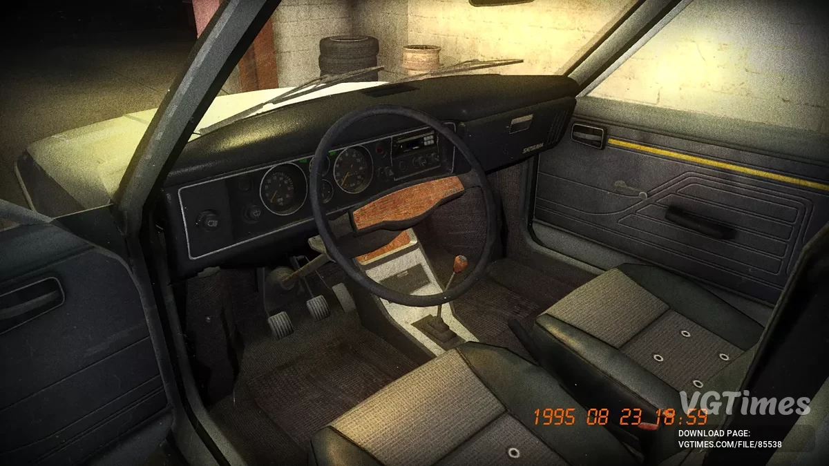 My Summer Car — Düşük Performanslı Yarış Satsuma, 2990 Markalı, Masada CD Diskleri + Modlar