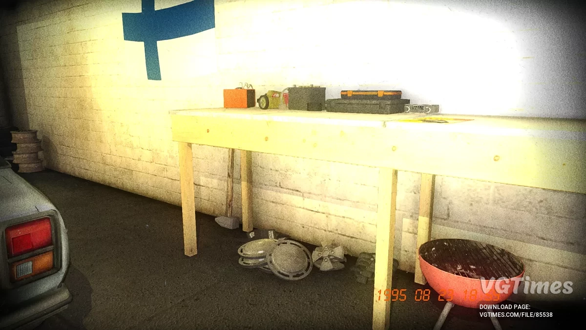 My Summer Car — Düşük Performanslı Yarış Satsuma, 2990 Markalı, Masada CD Diskleri + Modlar