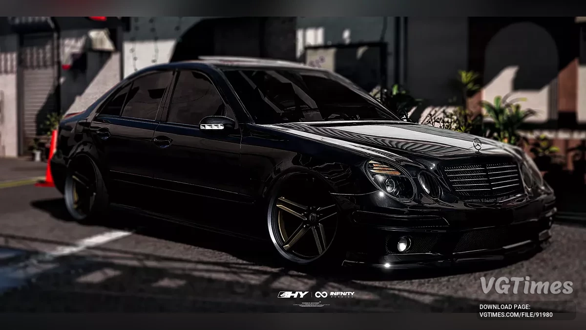 Mercedes Benz E55 AMG Повна Версія (0.38.x)