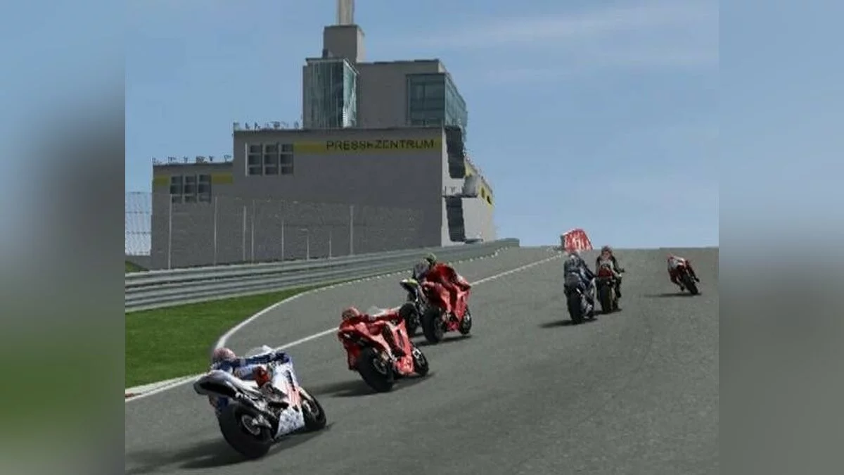 Capturas de tela de MotoGP 07 / Imagem 38