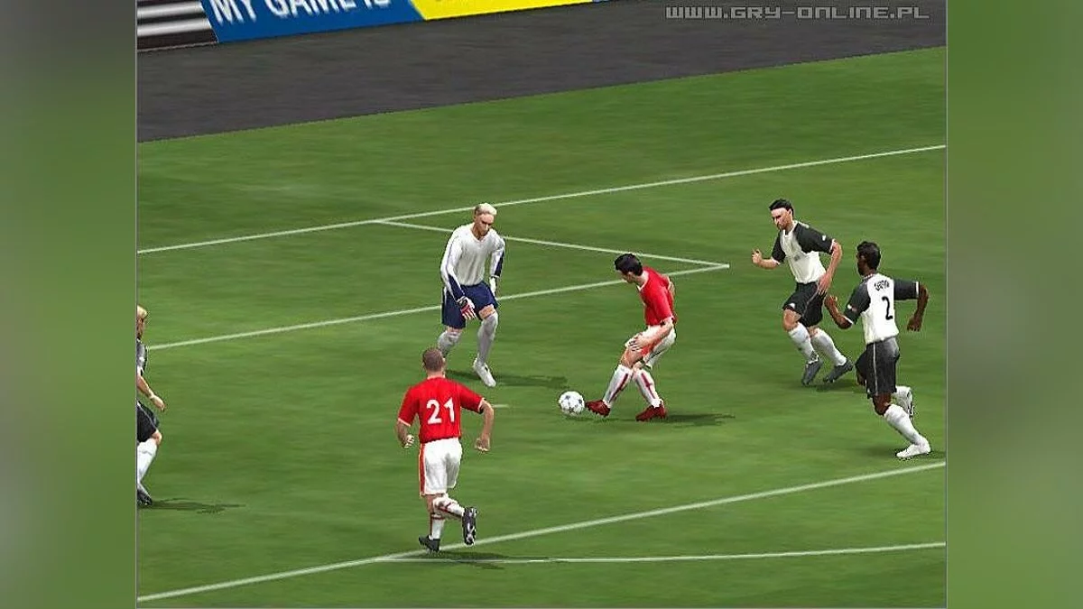 Screenshots from FIFA Soccer 2005 / Image 21