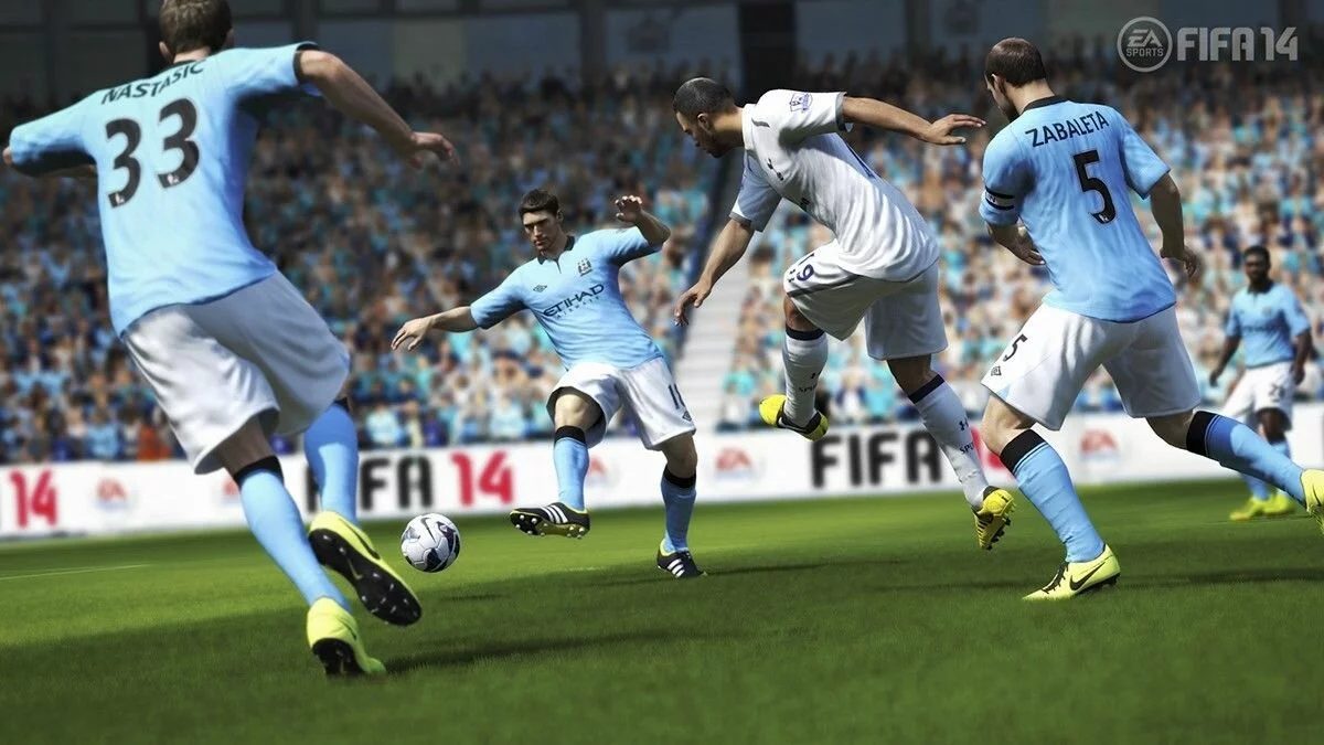 Screenshots from FIFA 14 / Image 27