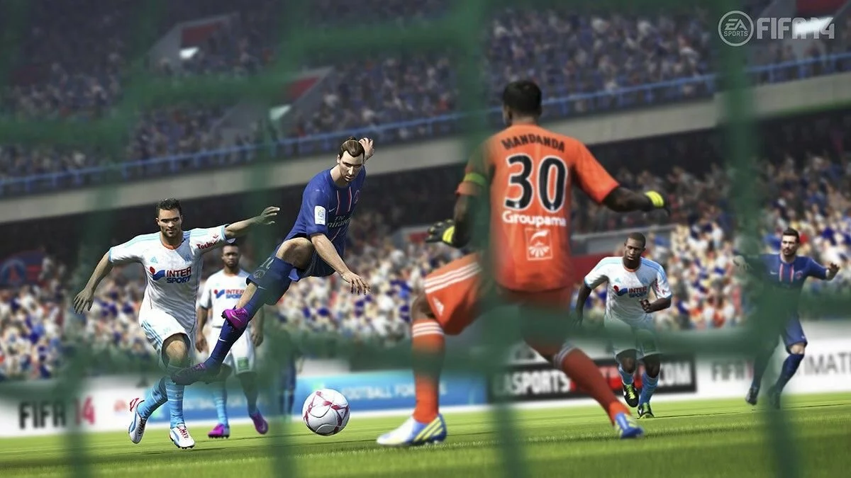 Screenshots from FIFA 14 / Image 34