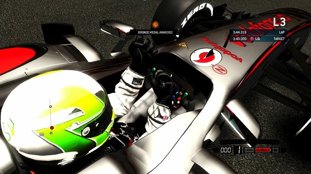 Screenshots from F1 2013 / Image 30