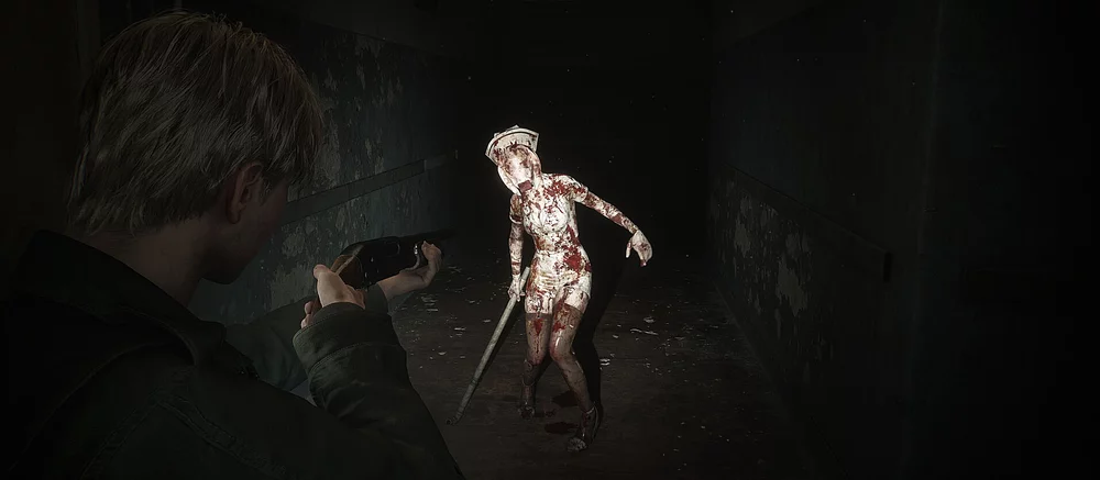 Багато геймплею Silent Hill 2 Remake: прибуття в туманне місто і перші противники