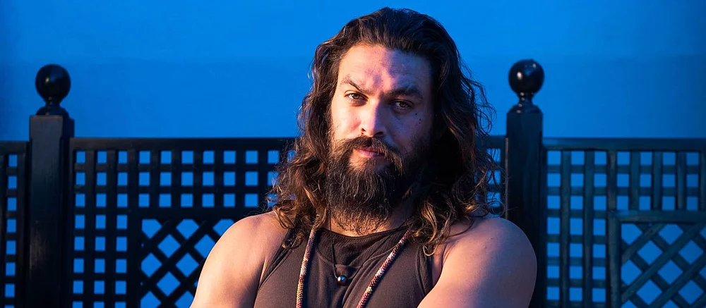 Ютубер купив старий iPhone і знайшов фотографії із зіркою «Аквамена» Джейсоном Момоа