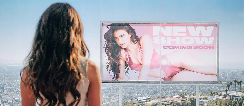 Боді-хорор «Субстанція» вийшов у російських онлайн-кінотеатрах