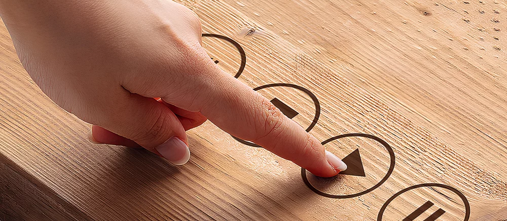 Нова японська розробка перетворює будь-який об'єкт на сенсорну панель