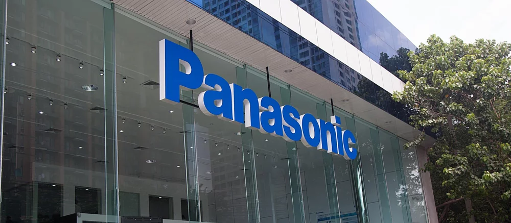 Майже Cyberpunk 2077: засновника Panasonic «воскресять» за допомогою ШІ