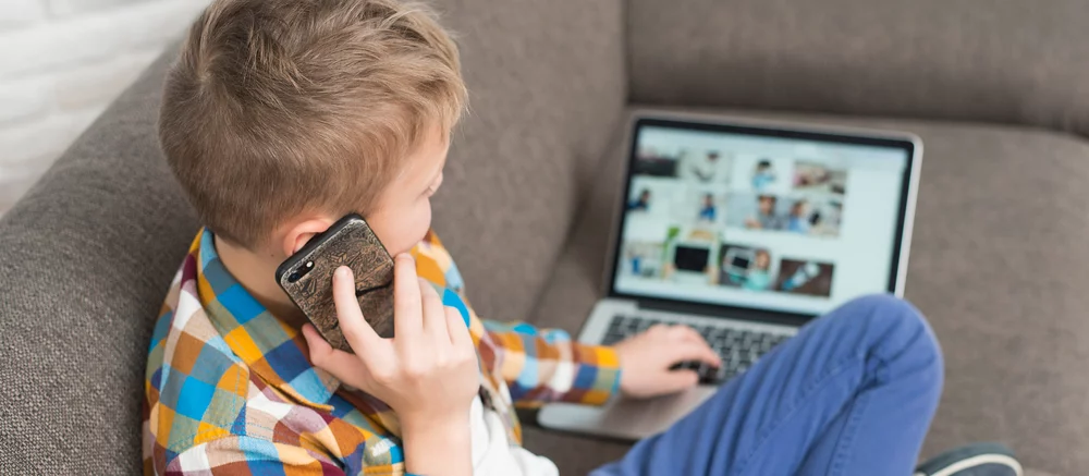 У Росії запропонували заборонити соцмережі для дітей молодше 14 років