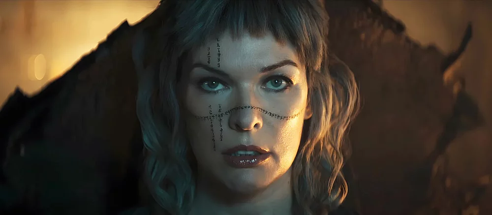 Pierwszy zwiastun wydany dla filmu W Zaginionych Ziemiach z Milla Jovovich i Dave Bautista