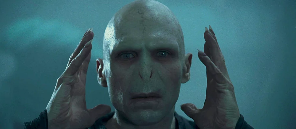 Режисер «Гаррі Поттера і Філософського каменя» розкрив, якого актора хоче бачити в ролі Волан-де-Морта в серіалі