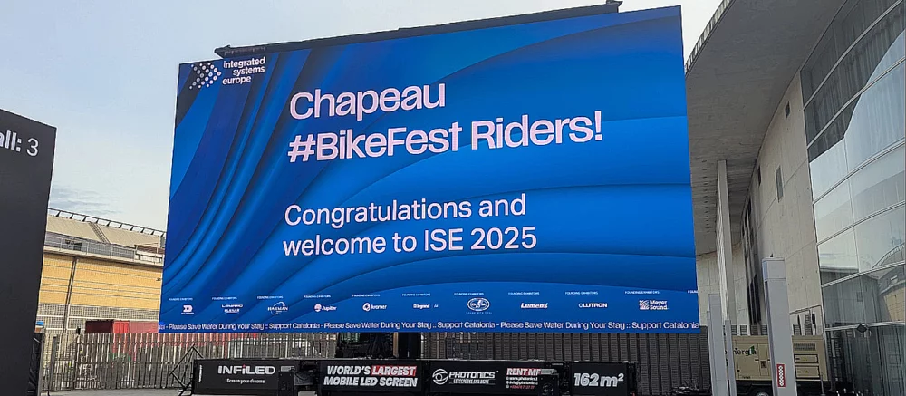 Dünyanın En Büyük LED Ekranı Tanıtıldı