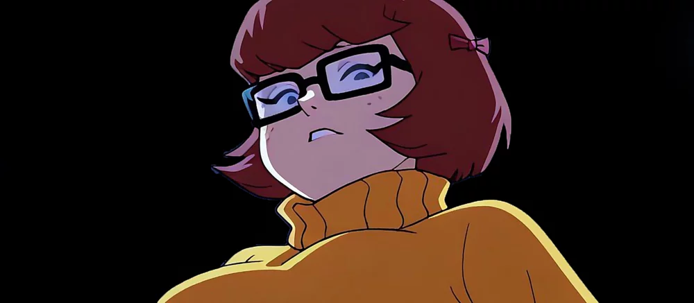 Показана фігурка дорослої версії Велми з «Скубі-Ду»