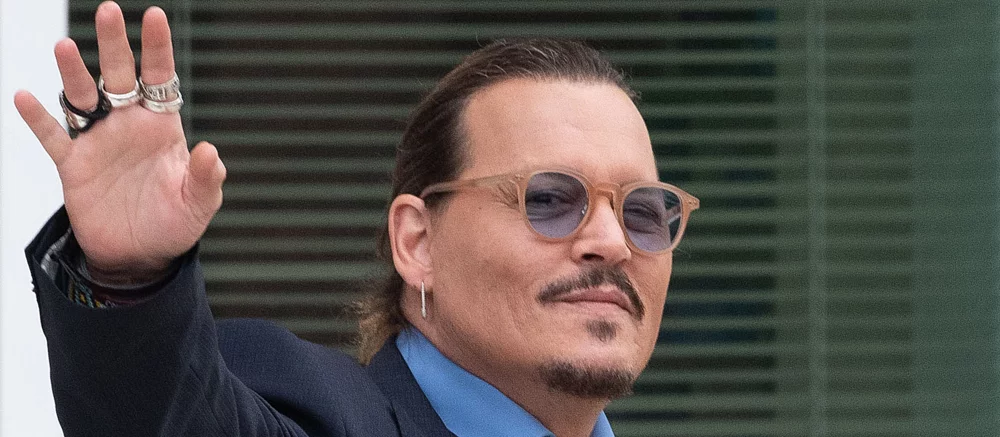 Джонні Депп повернувся в Голлівуд. Перший кадр фільму «П'яниця», на якому актора майже не впізнати