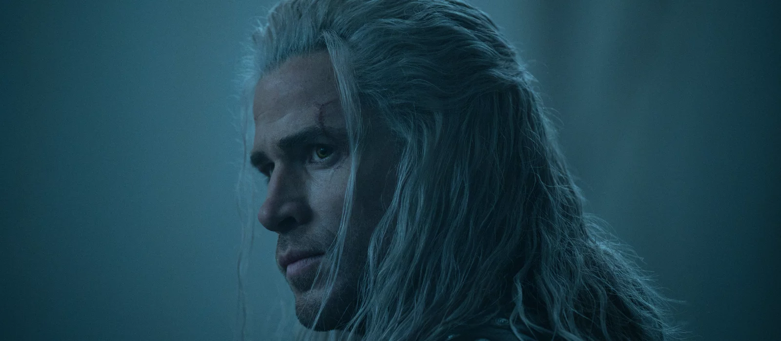 Premières photos du finale de The Witcher montrant Geralt dans sa veste en cuir emblématique