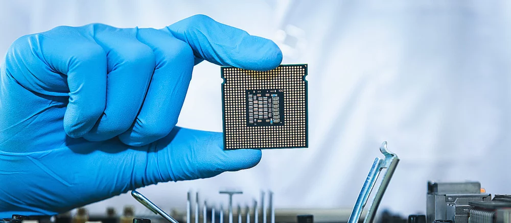 AMD收购初创公司以推动未来芯片中的硅光子技术