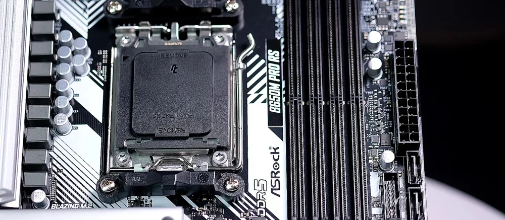 AMD逐步停止B650芯片组的生产，转而支持AM5平台的B850。