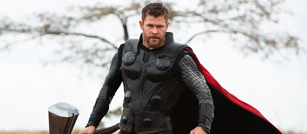 Chris Hemsworth Mengingat Perjalanan Thor — dan Memberi Ketakutan kepada Penggemar Marvel
