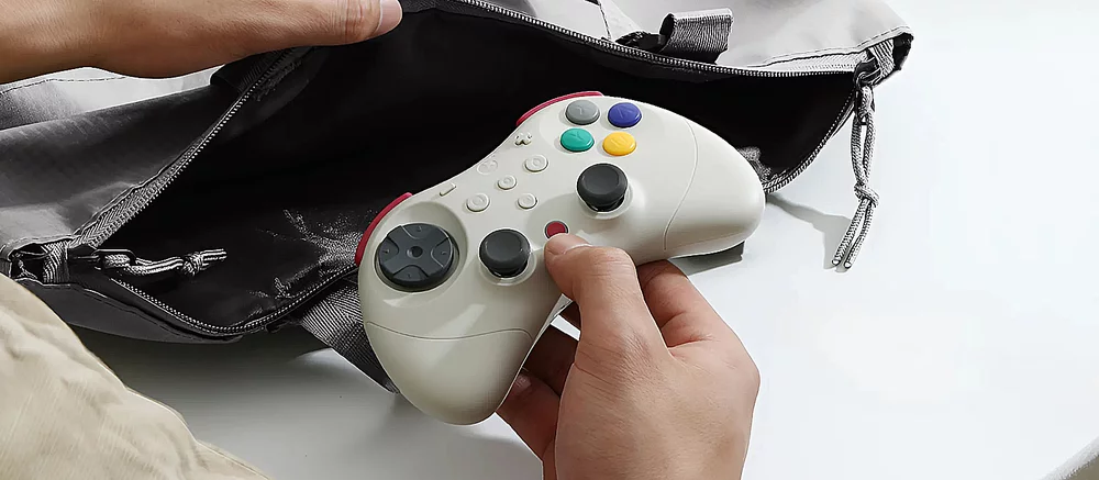 Sega Saturn у новому форматі: представлено геймпад GuliKit Elves 2 Pro