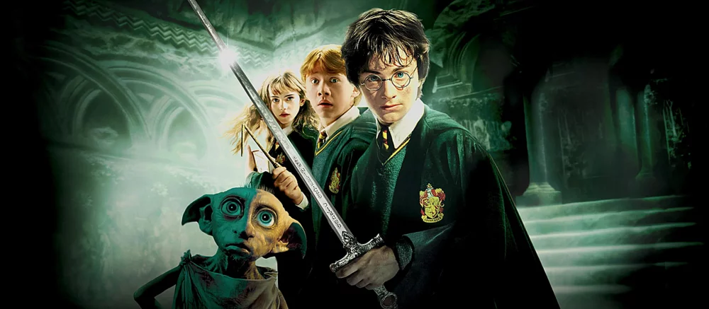 В мережу потрапив перший погляд на локації для серіалу «Гаррі Поттер» від HBO. Схоже, готовий дім Дурслів