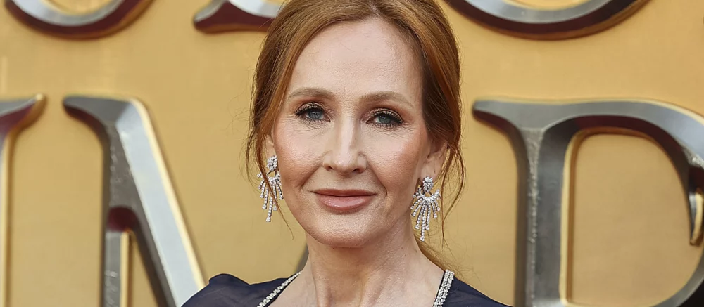 J.K. Rowling recenzuje wczesne scenariusze serii Harry'ego Pottera od HBO i dzieli się swoimi przemyśleniami