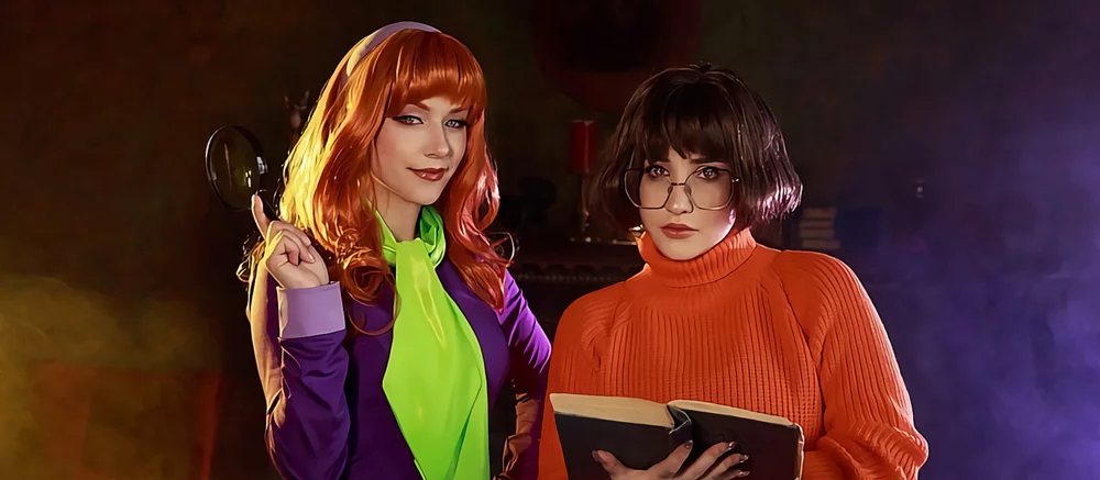 Дівчата зробили красивий косплей на Велму і Дафну з «Скубі-Ду»