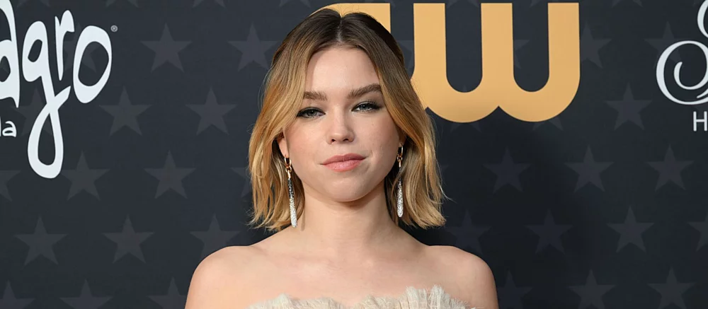 Primeira olhada na estrela de 'House of the Dragon', Milly Alcock, como Supergirl revelada